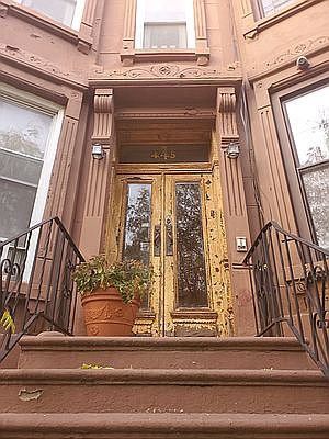 1st image of 445 Halsey St APT 1