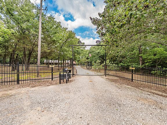 2nd image of 10248 N Poetry Ln