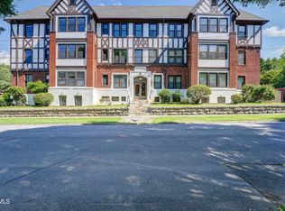 701 W Locust St APT 14, Johnson City, TN 37604