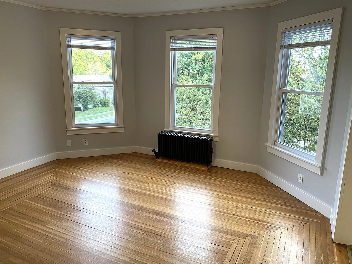 Building Photo - 42 Stevens Ave #2