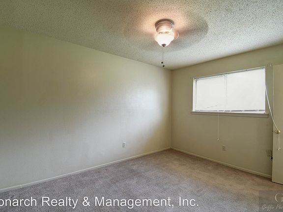 2nd image of 3120 Cloverdale Pl