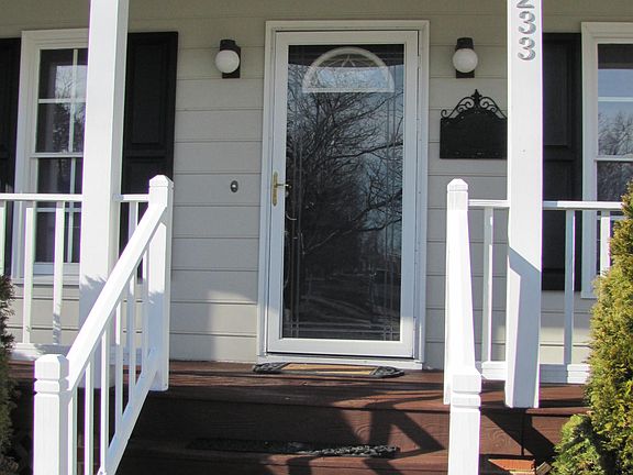 4th image of 10233 Berrymeade Ct