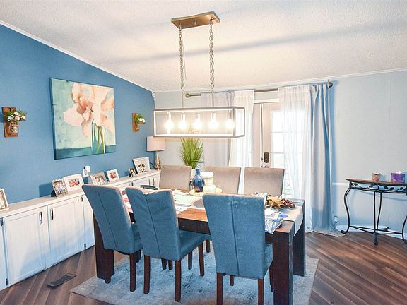 5th image of 20190 Holly Hills Dr