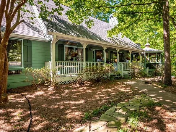 224 Chimney Sweep Trl, Fairmount, GA 30139