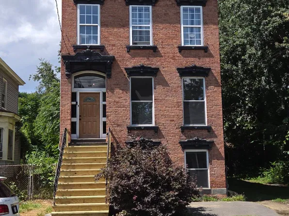 536 N Pearl St, Menands, NY 12204