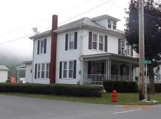 299 E Main St, Thompsontown, PA 17094
