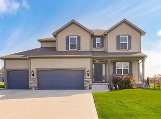 25146 W 148th Pl, Olathe, KS 66061
