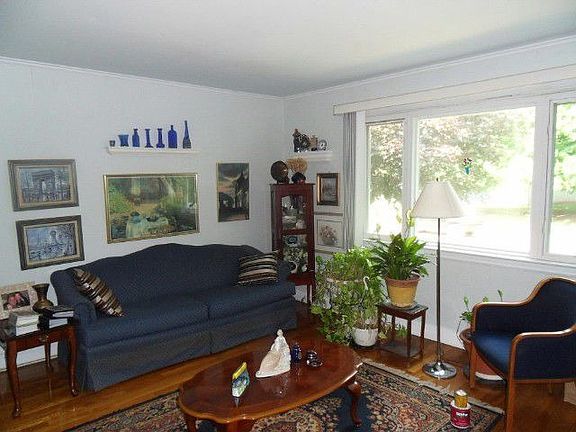 4th image of 17 Plymouth St