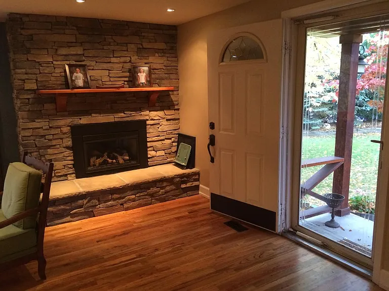 Upstairs entry and fireplace