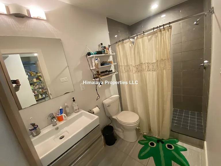 407 Dudley St #1 — Photo 5