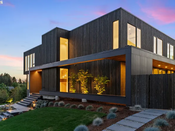 13191 SE Regency Vw, Happy Valley, OR 97086