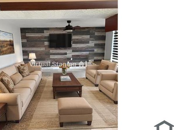 600 NW 214th St APT 105