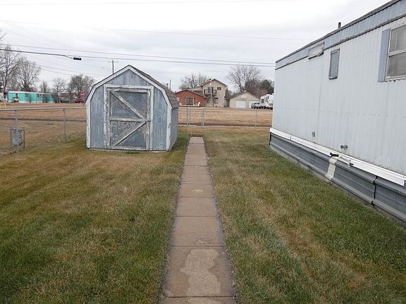 3rd image of 2215 W 16th St.