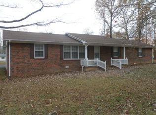910 Linwood Dr, Cookeville, TN 38501