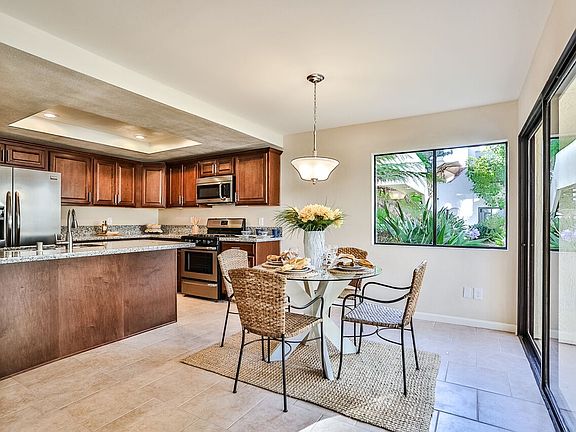 5th image of 367 N Melrose Dr Unit C