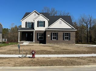 20862 Hasenclever Dr, South Lyon, MI 48178
