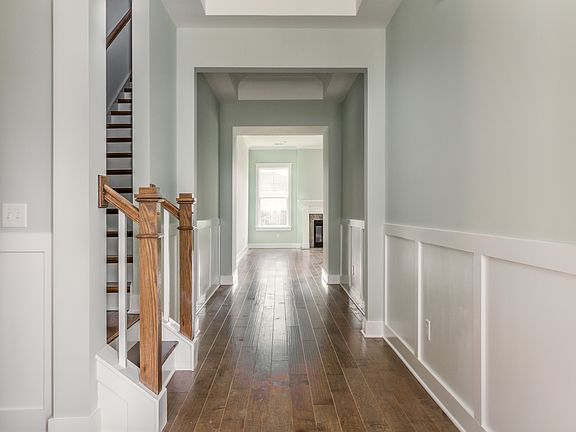 These photos are representative of this floor plan, but all options may not be available in every co