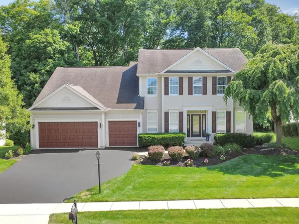 2616 Bold Venture Dr, Lewis Center, OH 43035
