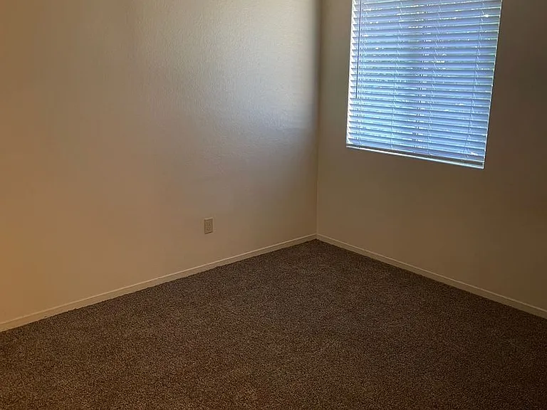 1772 Bramble Pl — Photo 7