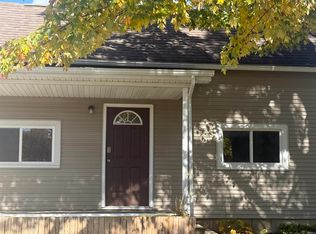916 W Harrison St, Hartford City, IN 47348
