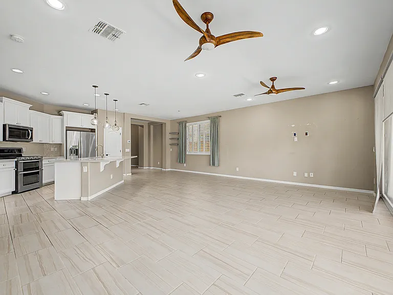 19723 W Heatherbrae Dr — Photo 10