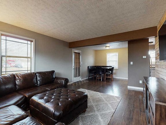 3rd image of 111 New Gritton Ave