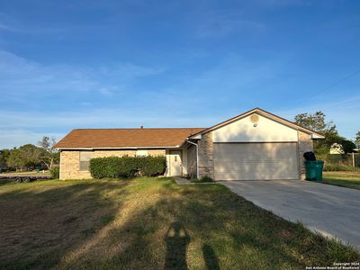615 MCDOWELL AVE, Jourdanton, TX, 78026