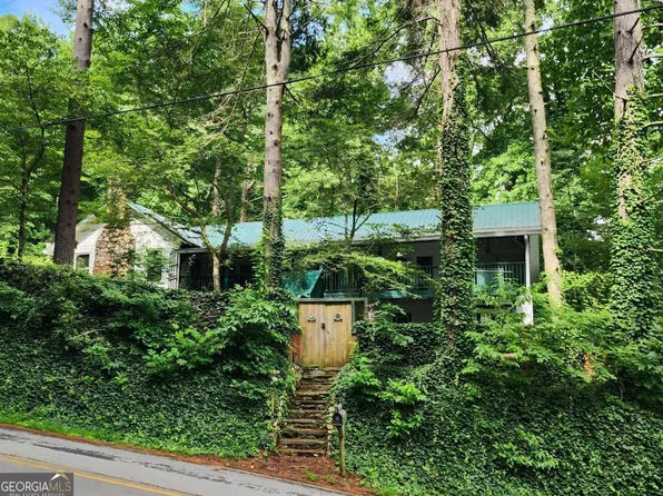 654 Low Gap Rd, Lakemont, GA 30552