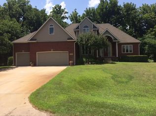 4415 E Finn Ln, Derby, KS 67037