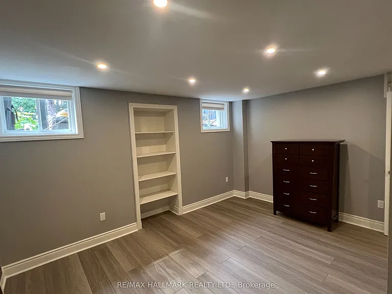 15 Cormorant Cres #BASEMENT — Photo 10