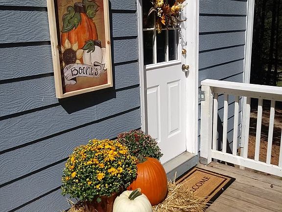 Side porch