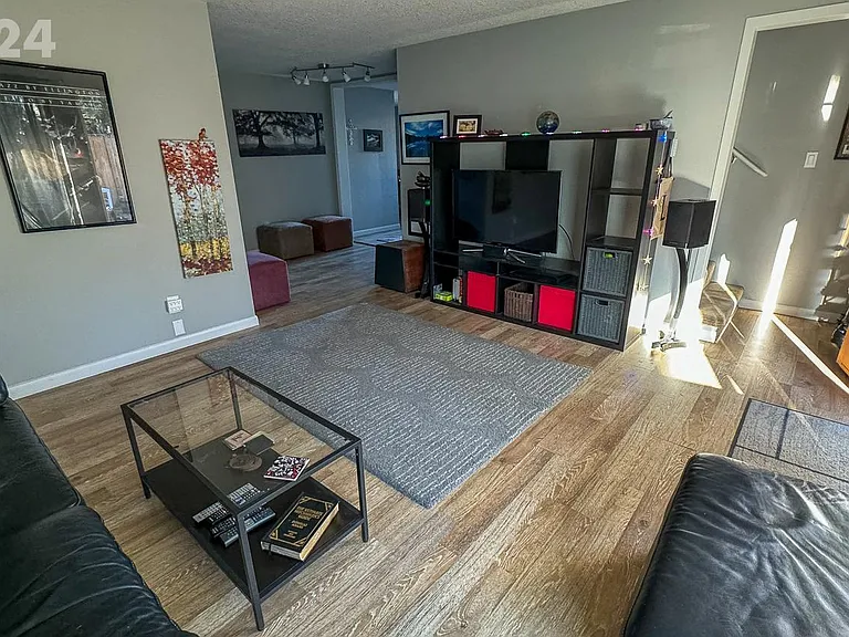 5529 SE 68th Ave — Photo 3