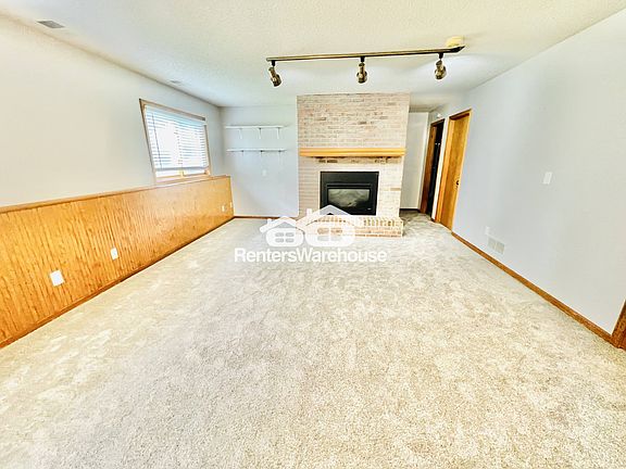 5th image of 15199 Danville Ave W