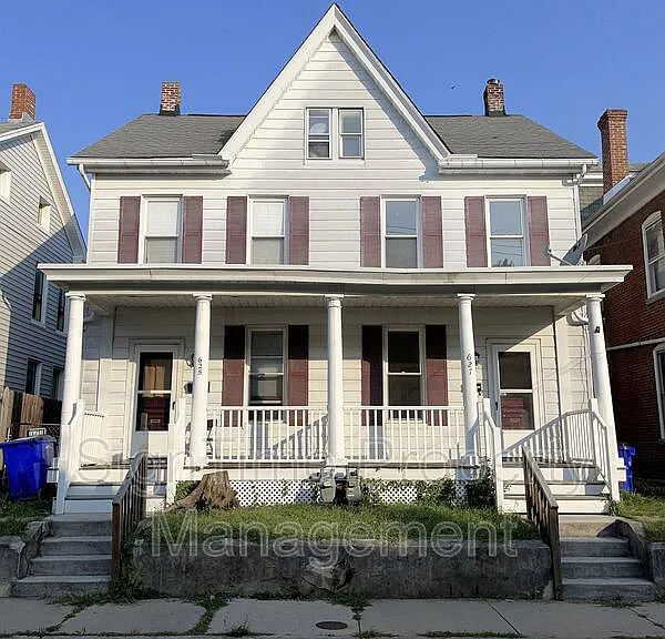627 N Mulberry St — Photo 2