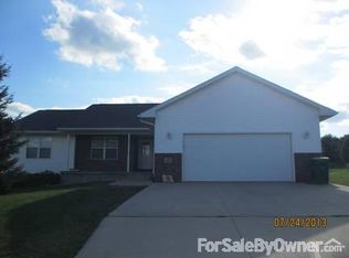 80 Margene Dr, Raymond, IA 50667