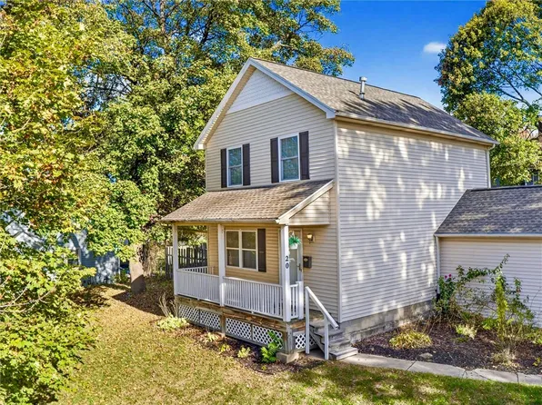 20 Hampden Rd, Rochester, NY 14610