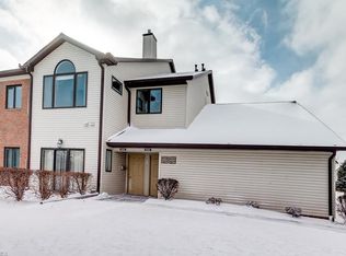 9702 Sylvan Ln #9702, Concord Township, OH 44060