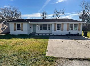 2007 Avenue E, Nederland, TX 77627