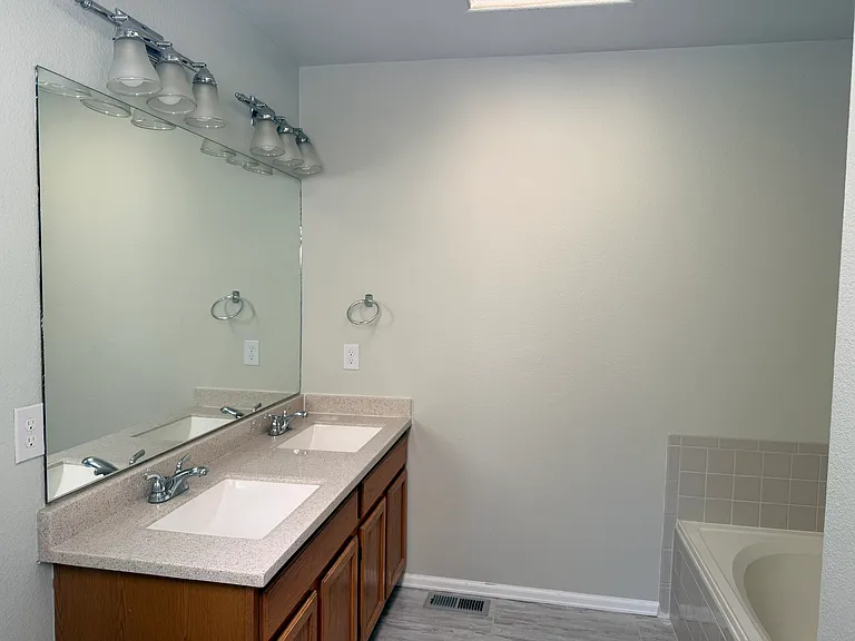 Master Bathroom UL
