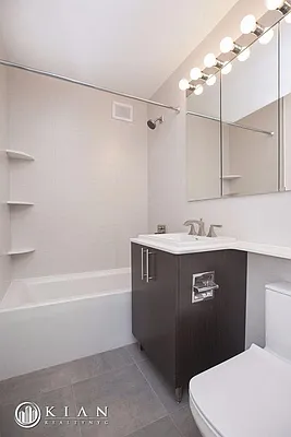 Rented by Kian Realty | media 22