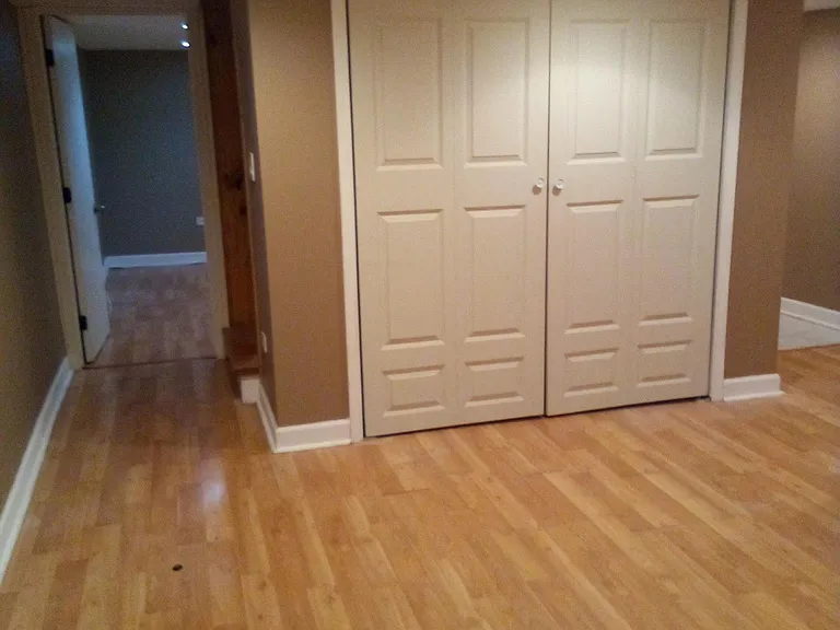 6964 W Farragut Ave — Photo 5