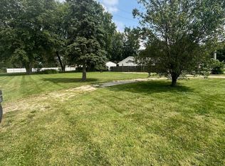 4130 S 2nd St, Springfield, IL 62703