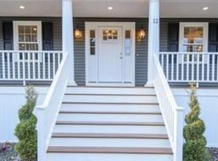 12 Davida Rd, Burlington, MA 01803