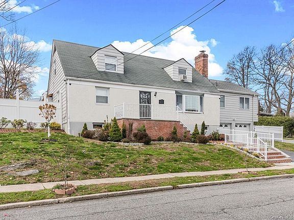 3rd image of 117 Lasalle Dr