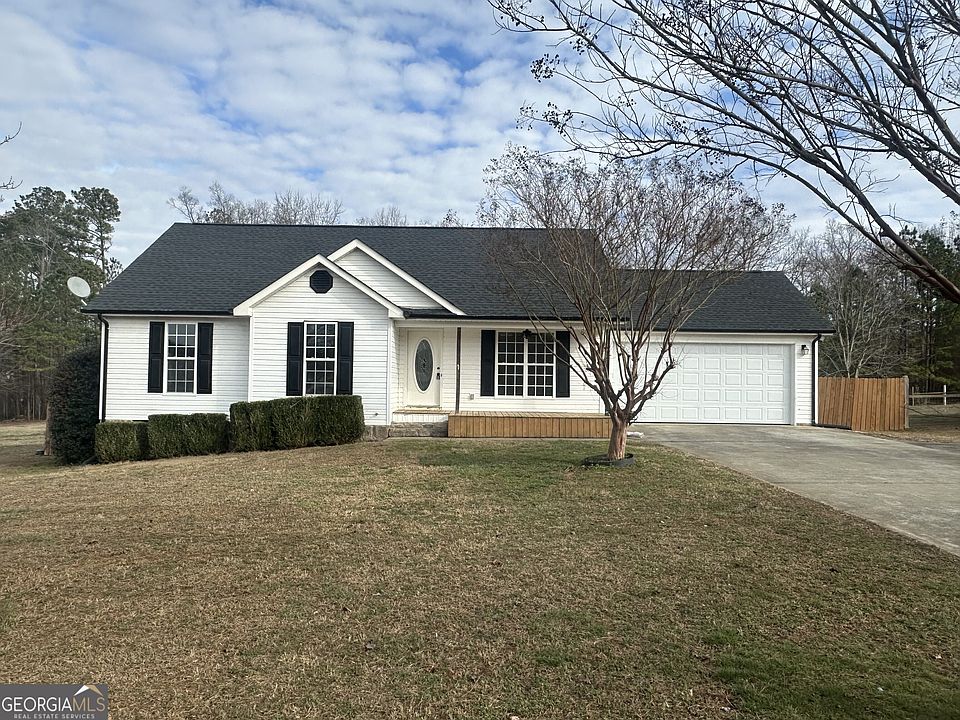 1st image of 205 Daisy Ln