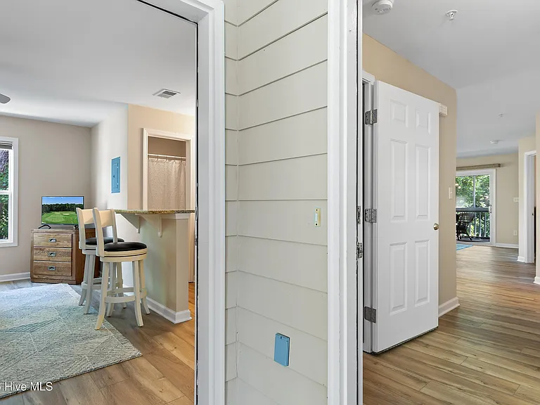 3350 Club Villas Dr #2103 — Photo 3