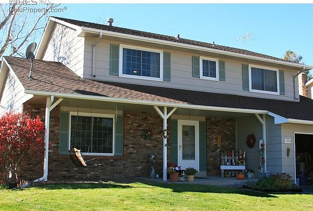 Great curb appeal!