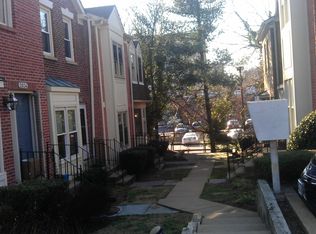 2038 6th St S, Arlington, VA 22204