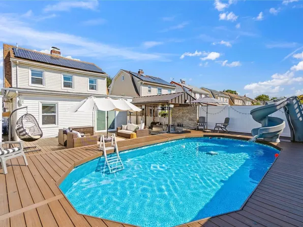 92-52 219th Street, Queens Village, NY 11428