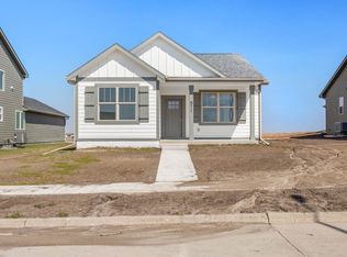 511 Sycamore St, Dallas Center, IA 50063